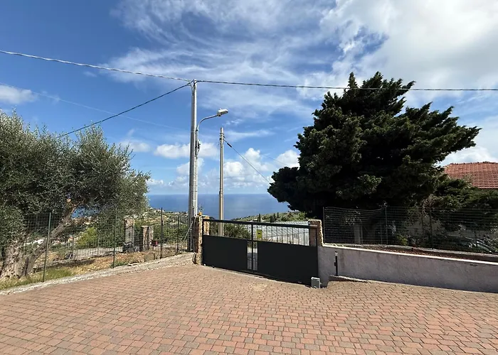 Semesterbostad Champions Poggi